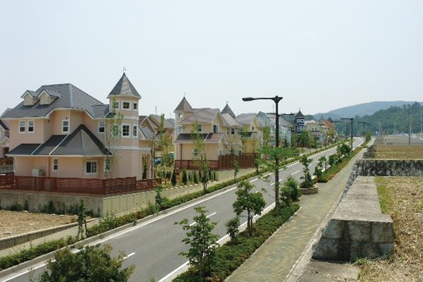 NISHINIHON REAL ESTATE CO., LTD.